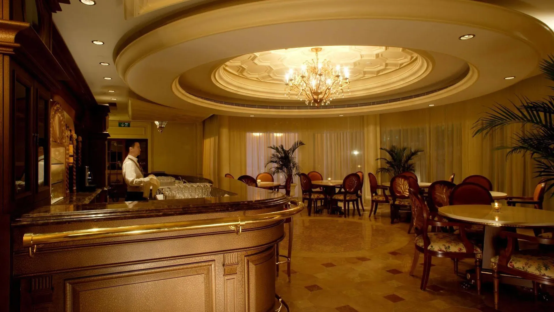 Rocks Hotel Макао 4*,  Китай